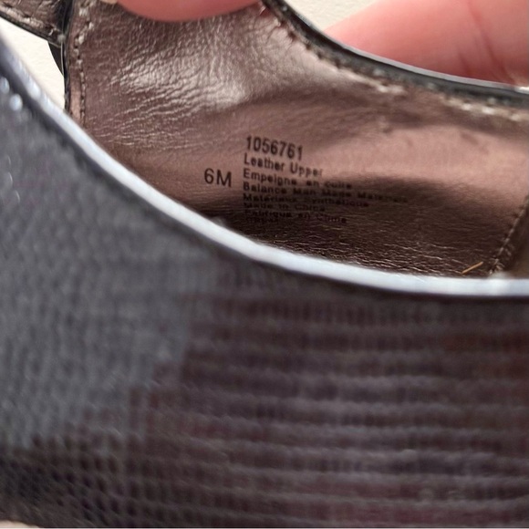 Sofft Women's Black Leather Textured Gothcore Mary Jane Kitten Heel Steampunk - Picture 7 of 8